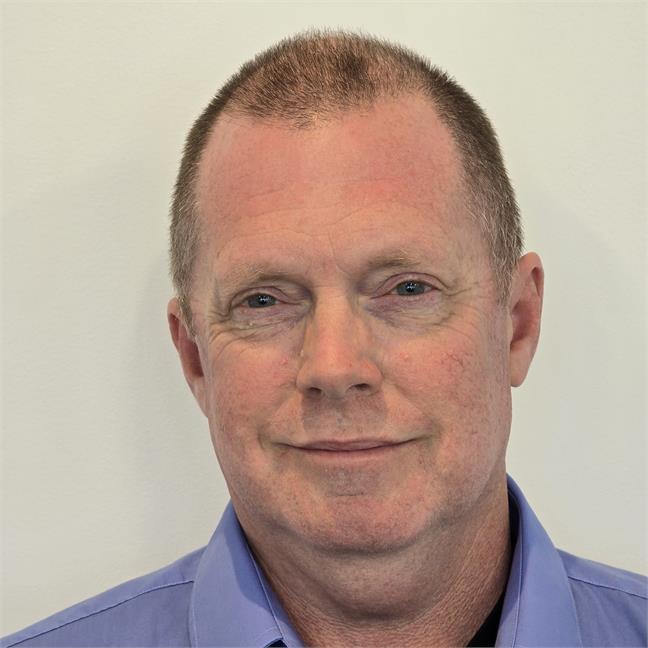 Daniel Henderson Employee Photo