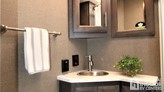 bottom-slider-img