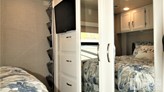 bottom-slider-img