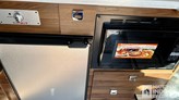 bottom-slider-img