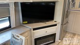 bottom-slider-img