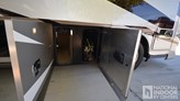bottom-slider-img