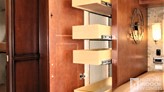 bottom-slider-img