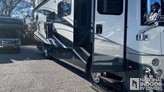 bottom-slider-img
