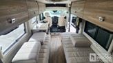 bottom-slider-img