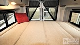 bottom-slider-img