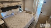 bottom-slider-img