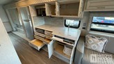 bottom-slider-img
