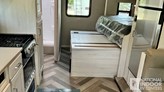 bottom-slider-img