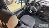 bottom-slider-img