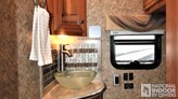 bottom-slider-img