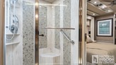bottom-slider-img