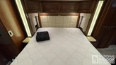 bottom-slider-img