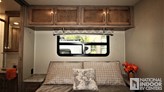 bottom-slider-img