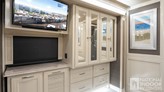 bottom-slider-img