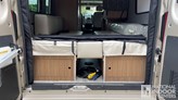 bottom-slider-img