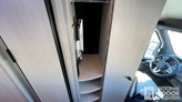 bottom-slider-img
