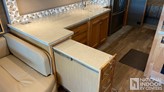bottom-slider-img