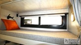 bottom-slider-img