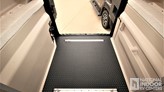bottom-slider-img