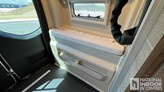 bottom-slider-img
