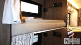 bottom-slider-img