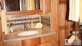 bottom-slider-img