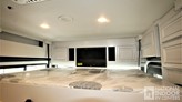 bottom-slider-img