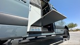 bottom-slider-img