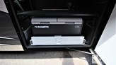 bottom-slider-img