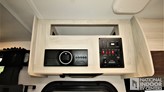 bottom-slider-img