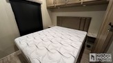 bottom-slider-img