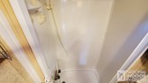 bottom-slider-img