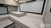 bottom-slider-img