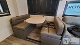 bottom-slider-img