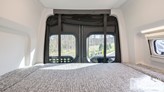 bottom-slider-img