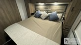 bottom-slider-img