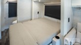 bottom-slider-img