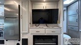 bottom-slider-img