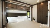 bottom-slider-img