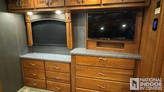 bottom-slider-img