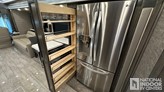 bottom-slider-img