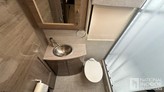 bottom-slider-img