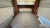 bottom-slider-img