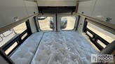bottom-slider-img
