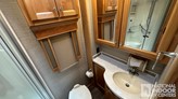 bottom-slider-img