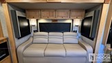bottom-slider-img
