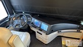 bottom-slider-img
