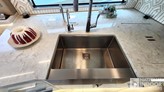 bottom-slider-img