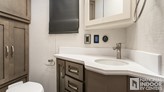 bottom-slider-img